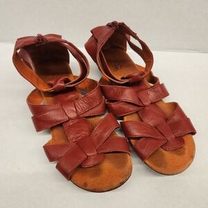 Red Leather‎ Gladiator Sandals Size 38 Strappy Zip Up Back Casual Shoes